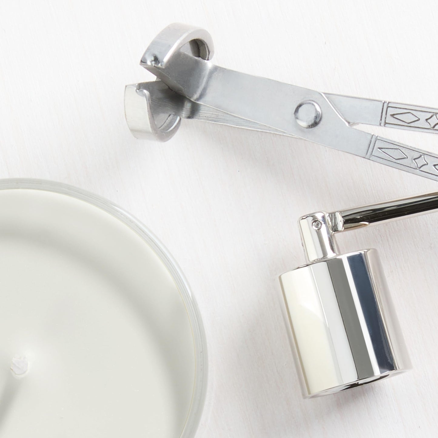 Yankee Candle- Large Jar Scented Candle with up to 150 Hour Burn Time